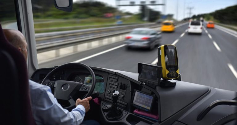 leie buss med sjafor pris